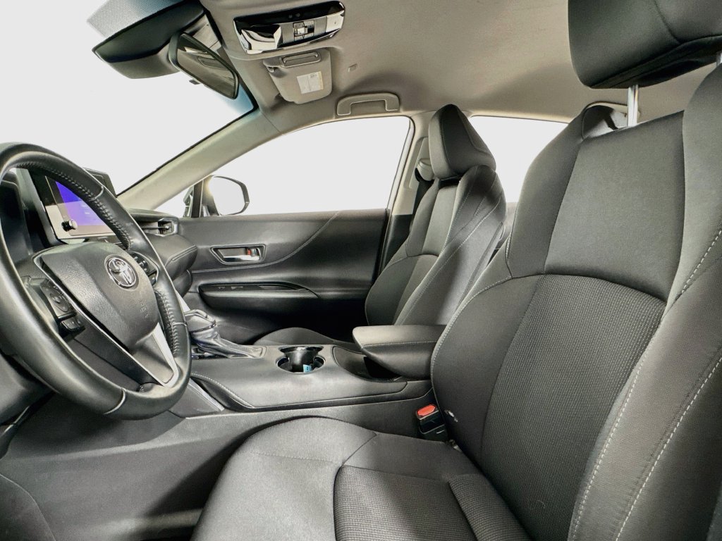 Used 2024 Toyota Venza LE AWD/4WD image 10