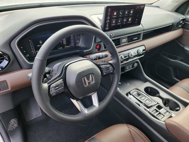 New 2026 Honda Pilot Touring image 10