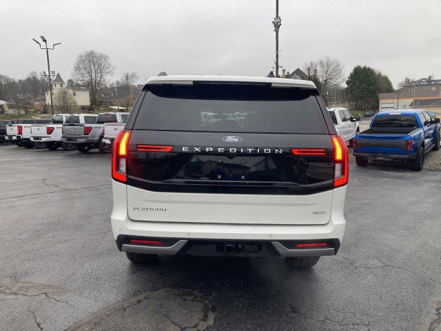 Used 2026 Ford Expedition Max Platinum w/ Platinum Ultimate Package AWD/4WD image 6