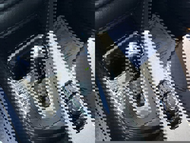 Used 2014 BMW 320i Sedan image 20