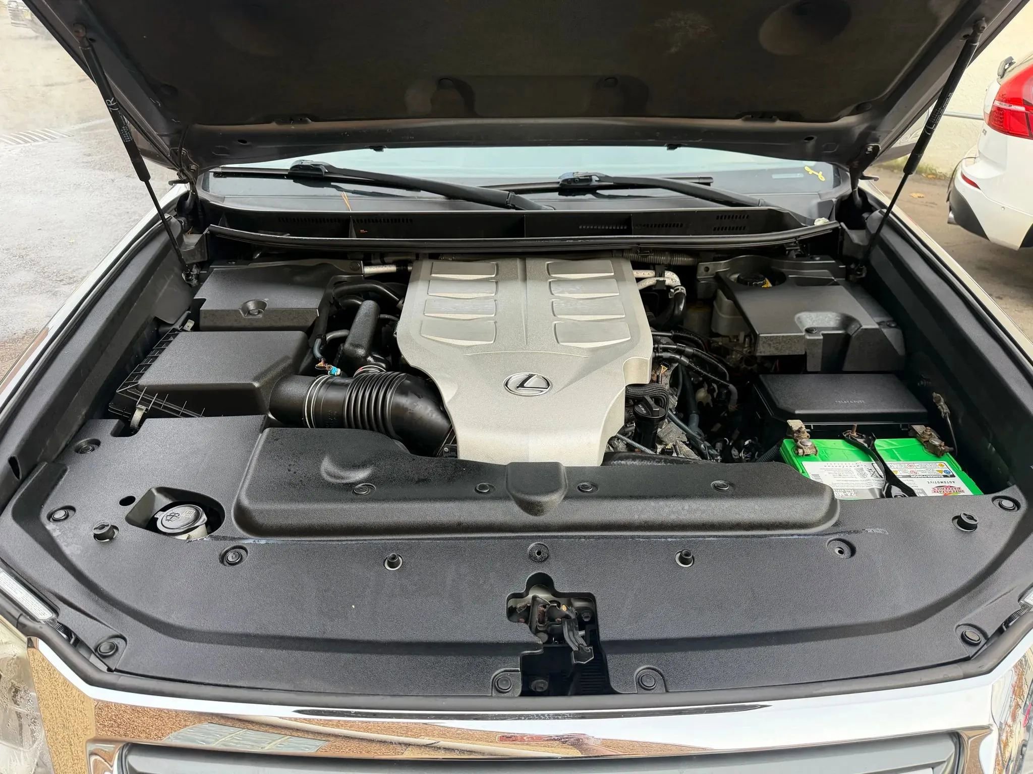 Used 2015 Lexus GX 460 w/ Premium Package image 27