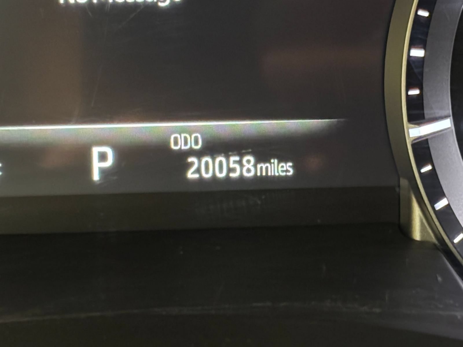 Used 2025 Toyota Highlander LE FWD image 42