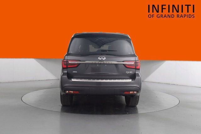 Used 2023 INFINITI QX80 Sensory image 6