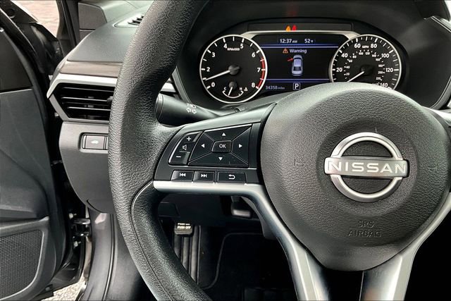 Used 2025 Nissan Altima 2.5 SV image 10