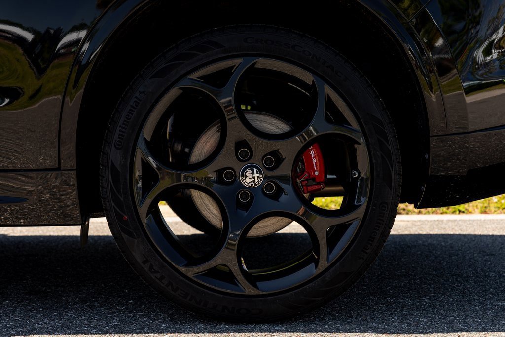 New 2025 Alfa Romeo Stelvio Sprint w/ Veloce Package image 21