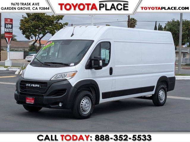 Used 2025 RAM ProMaster 2500 w/ Convenience Group FWD image 1