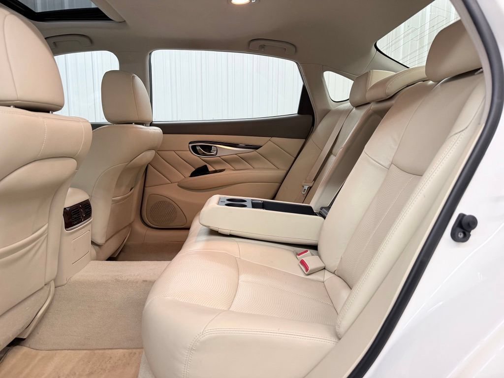 Used 2019 INFINITI Q70 L 3.7 RWD image 30