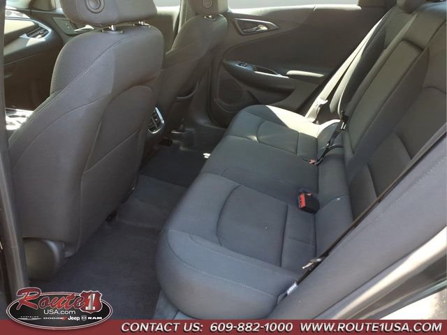 Used 2023 Chevrolet Malibu LT FWD image 13