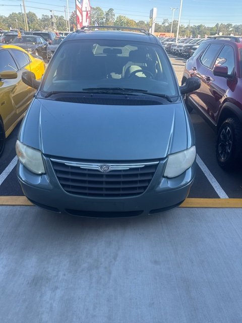 Used 2005 Chrysler Town & Country Touring