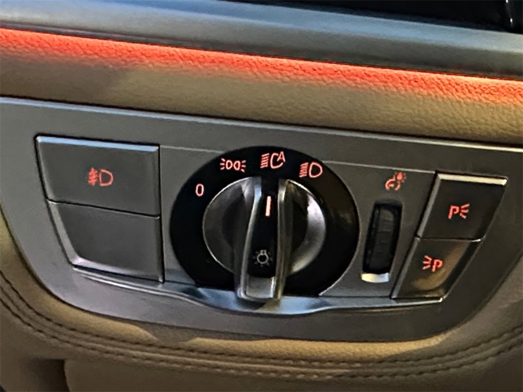 Used 2018 BMW 750i xDrive image 20