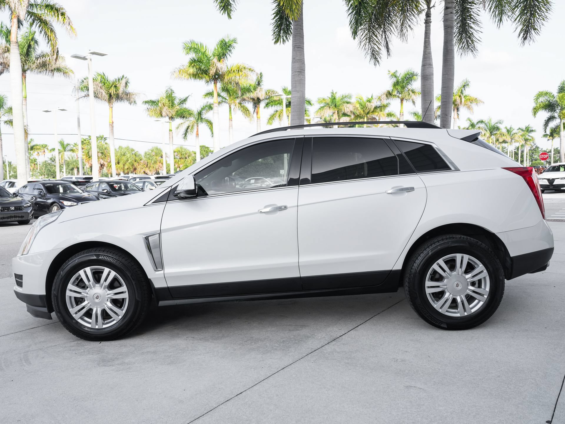 Used 2015 Cadillac SRX FWD image 6