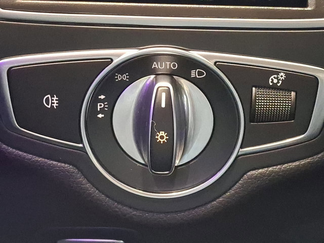 Used 2021 Mercedes-Benz C 300 4MATIC Coupe image 22