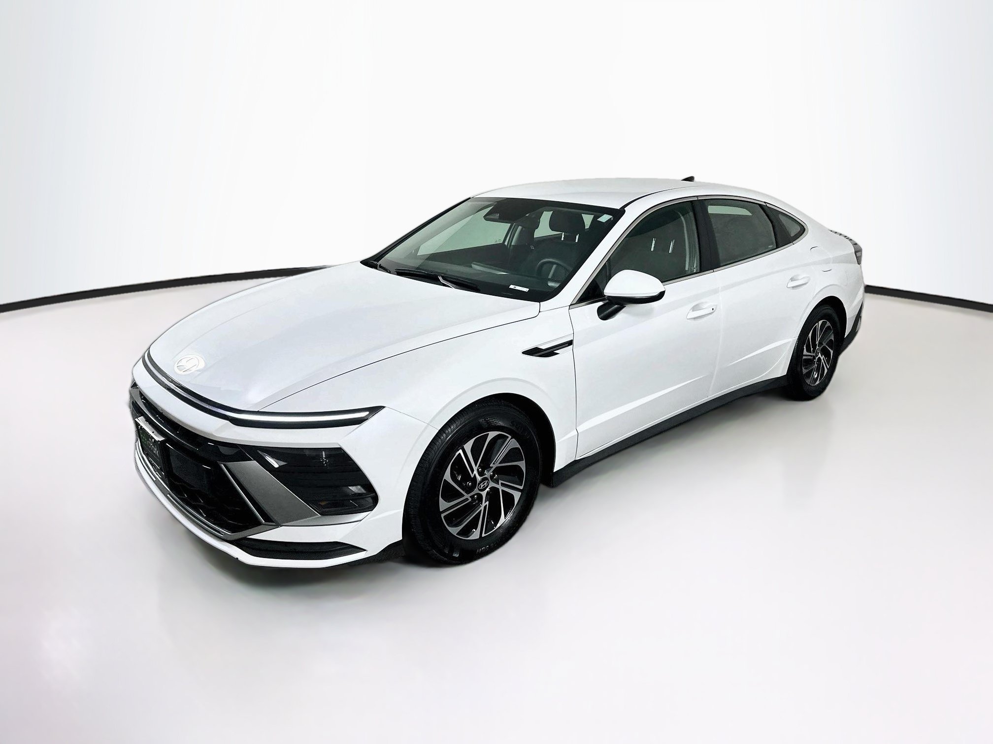 Used 2026 Hyundai Sonata Blue FWD image 3