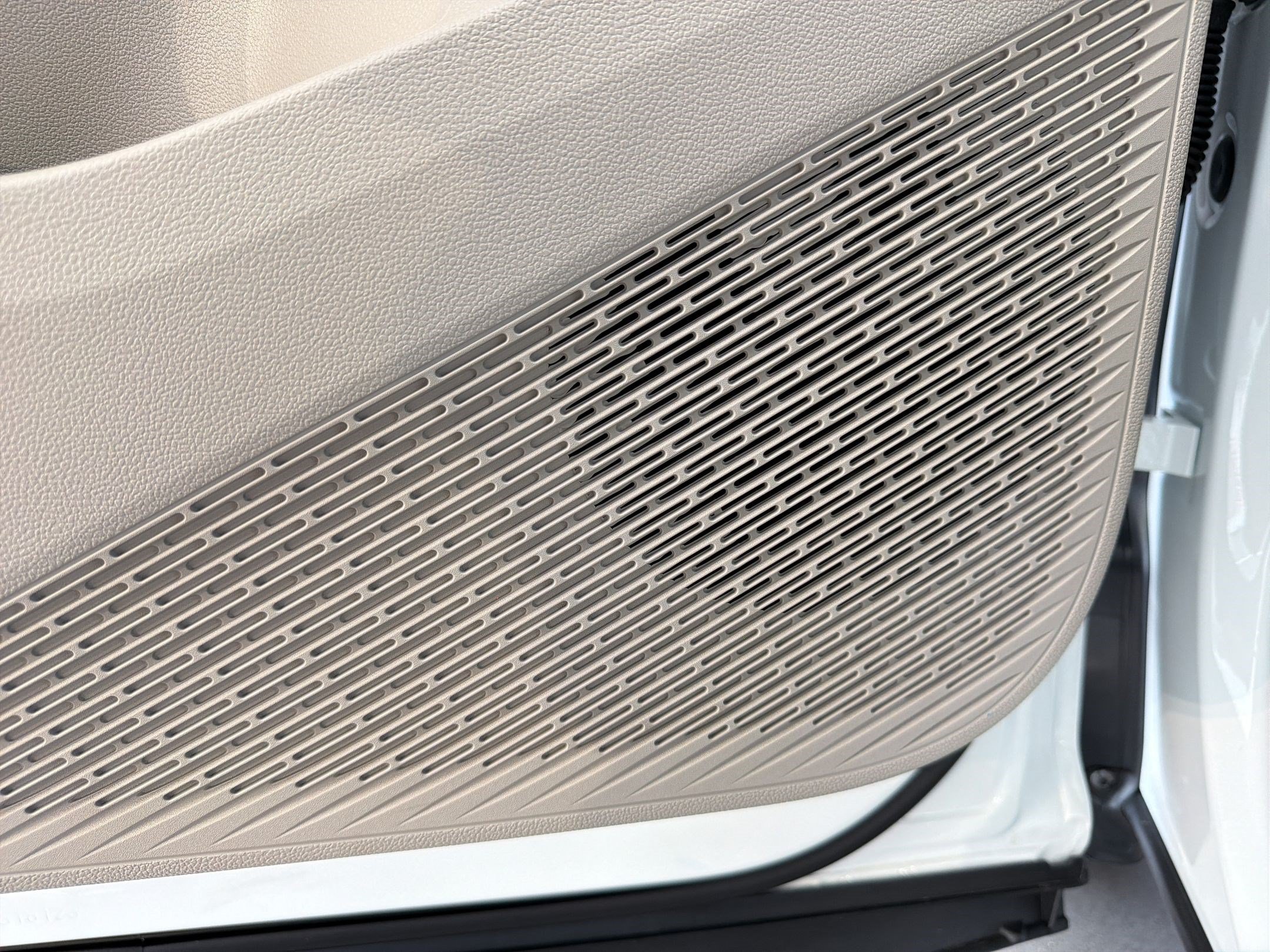 New 2026 Volkswagen Atlas SE FWD image 24
