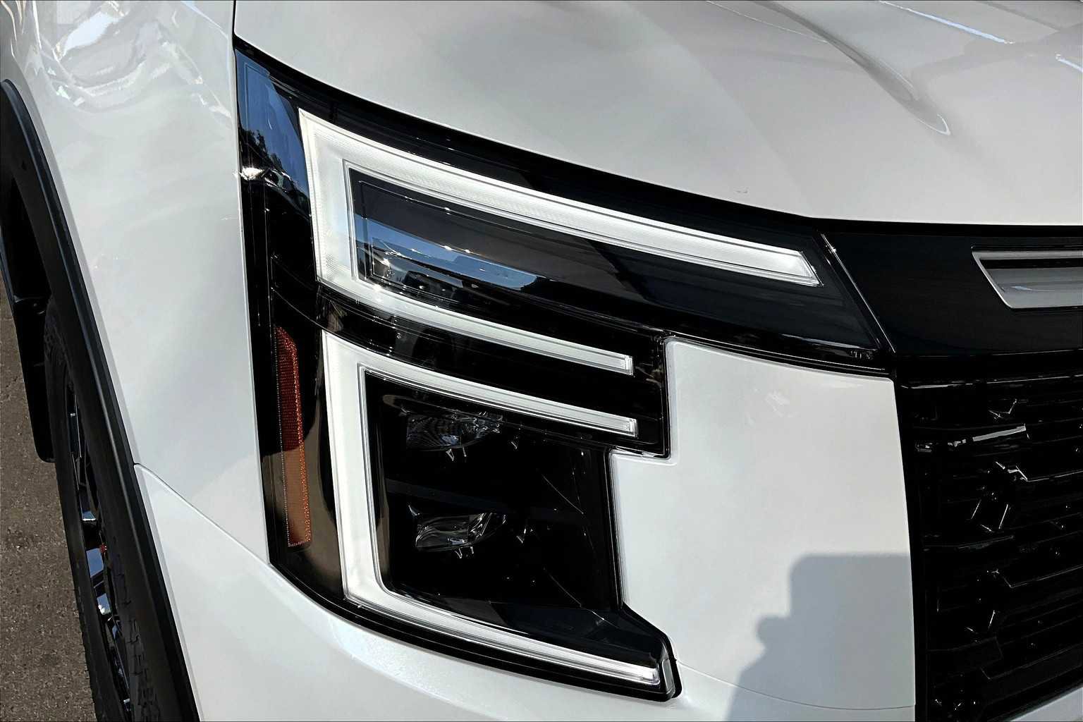 New 2026 Nissan Armada PRO-4X image 18