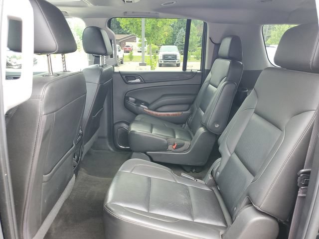 Used 2017 Chevrolet Suburban Premier AWD/4WD image 34