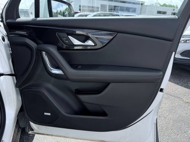 Used 2022 Chevrolet Blazer Premier w/ Enhanced Convenience Package AWD/4WD image 19