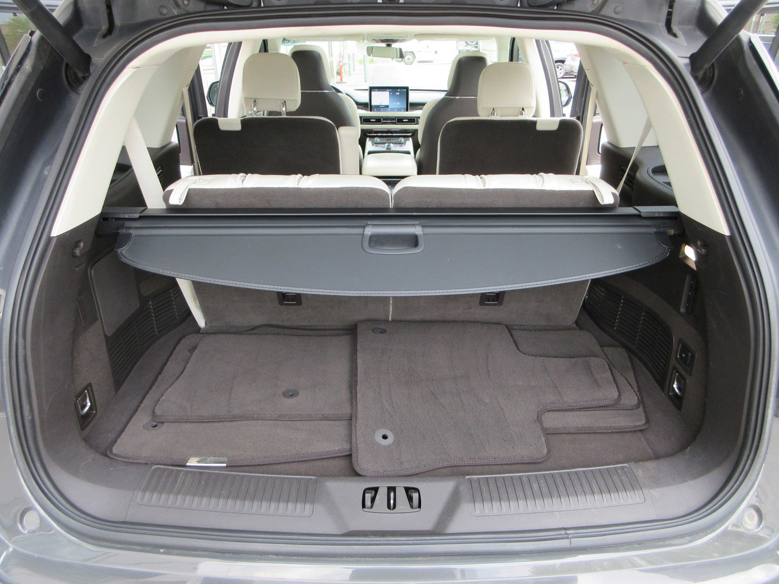 Used 2021 Lincoln Aviator Black Label w/ Dynamic Handling Package AWD/4WD image 55