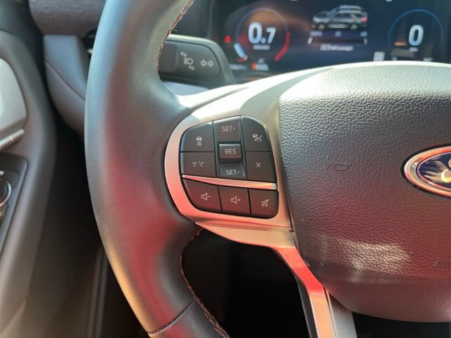 Certified 2025 Ford Explorer Active w/ Active Comfort Package AWD/4WD image 16