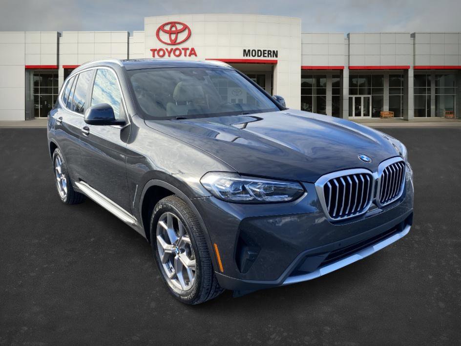 Used 2022 BMW X3 xDrive30i w/ Convenience Package image 3