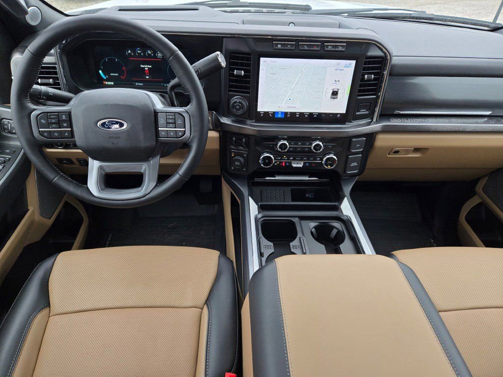 Used 2024 Ford F350 Lariat w/ Lariat Ultimate Package image 14