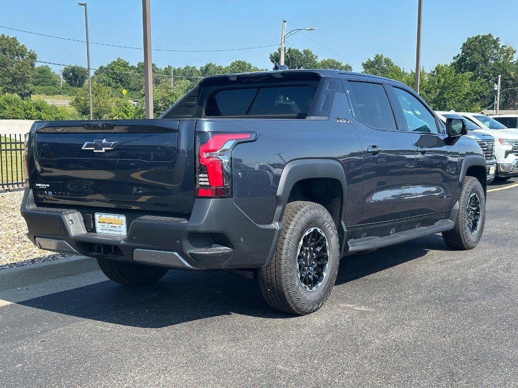 New 2026 Chevrolet Silverado EV Trail Boss w/ Premium Package image 3