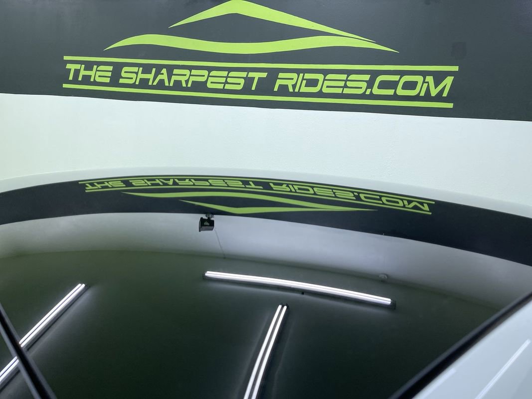 Used 2022 Tesla Model Y Long Range image 14