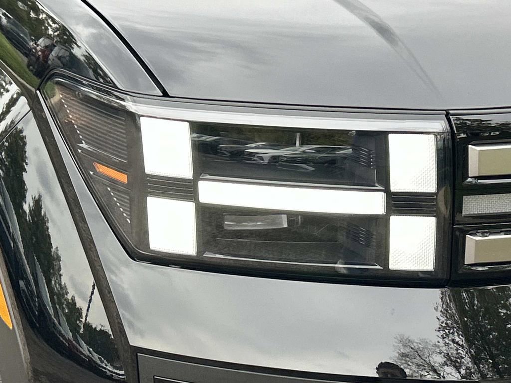 New 2026 Hyundai Santa Fe SE image 9