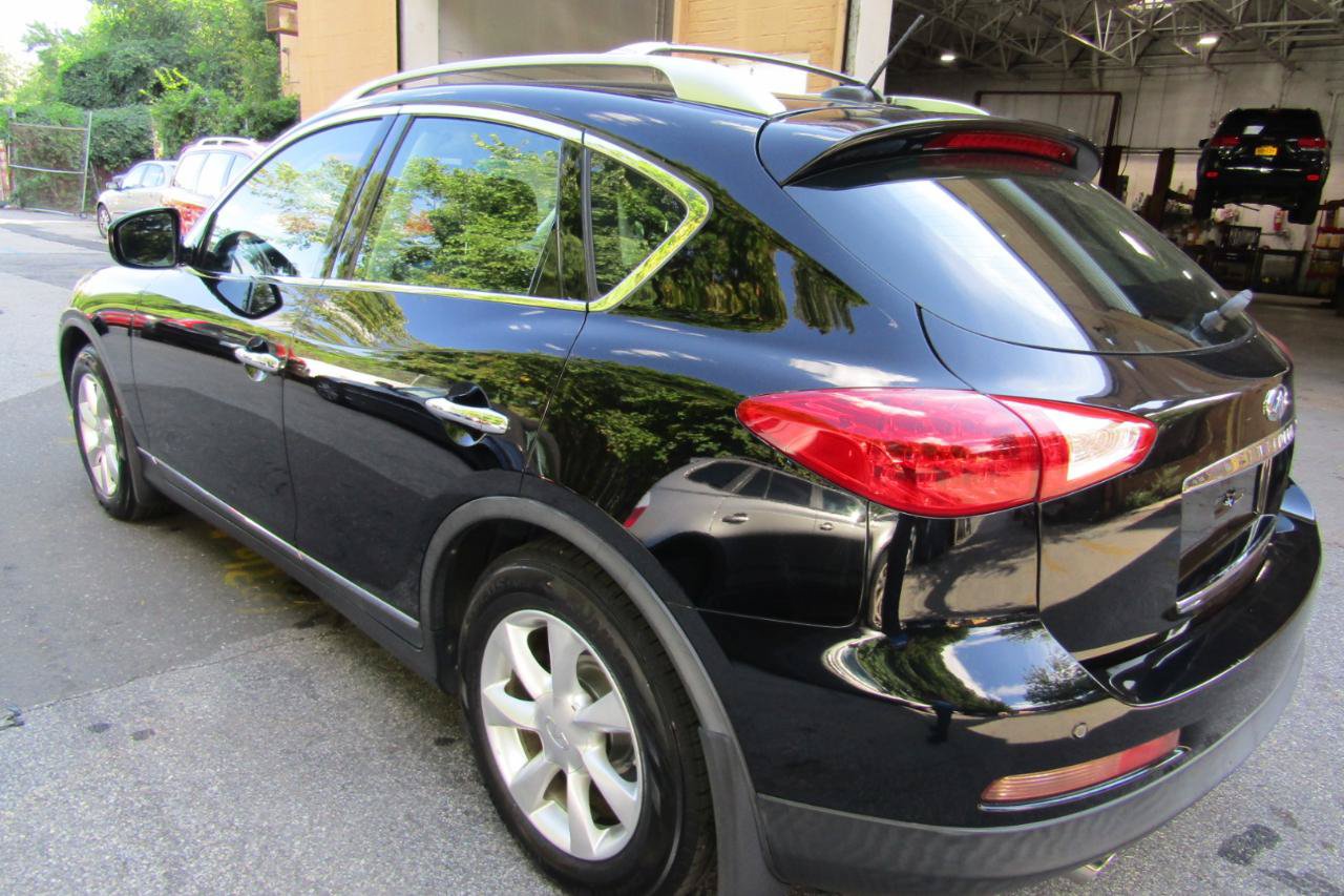 Used 2010 INFINITI EX35 Journey w/ Technology Pkg AWD/4WD image 3