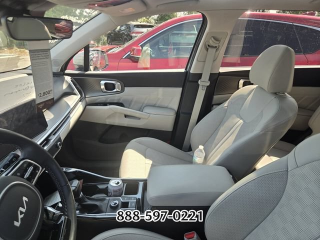 Used 2025 Kia Sorento SX FWD image 8