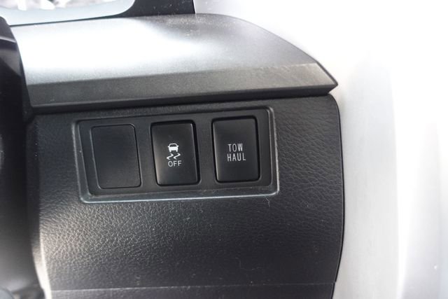 Used 2014 Toyota Tundra SR5 w/ SR5 Upgrade Package image 21