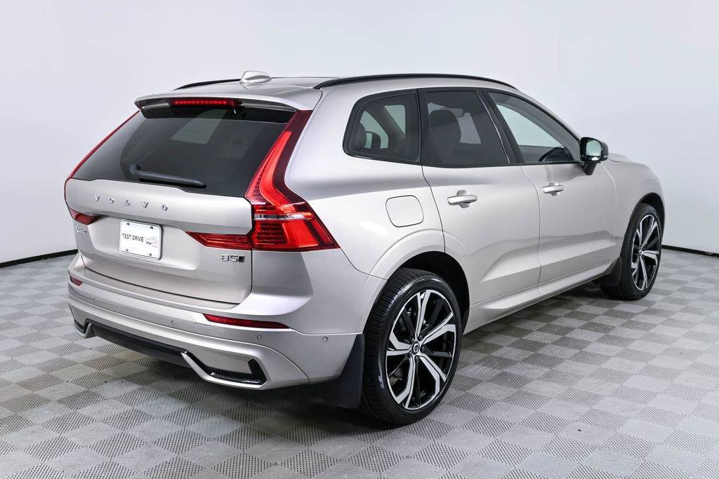 Certified 2024 Volvo XC60 B5 Ultimate w/ Climate Package AWD/4WD image 30