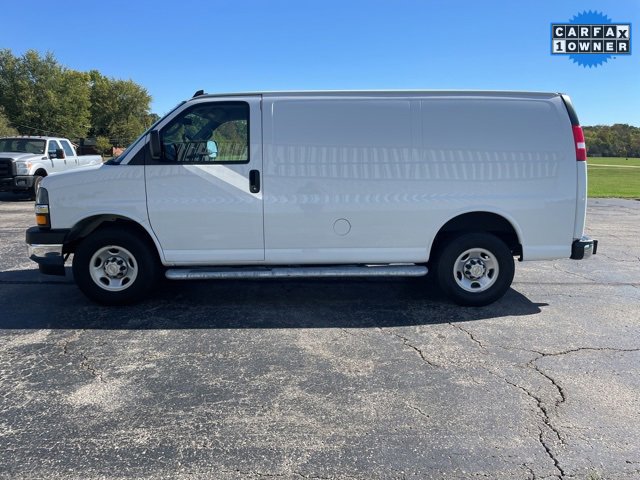 Used 2024 Chevrolet Express 2500 Work Van w/ Driver Convenience Package image 4