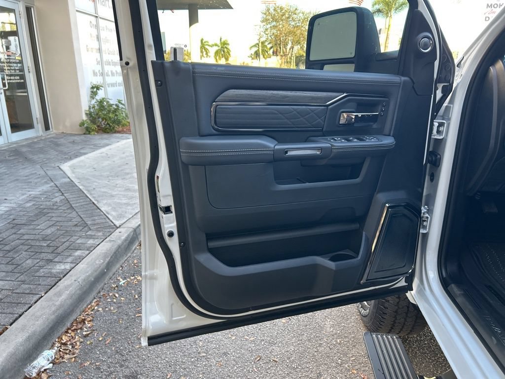 New 2026 RAM 3500 Limited AWD/4WD image 44