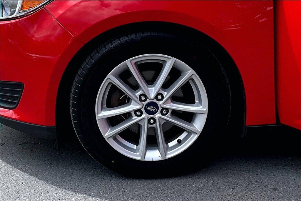 Used 2016 Ford Focus SE FWD image 17