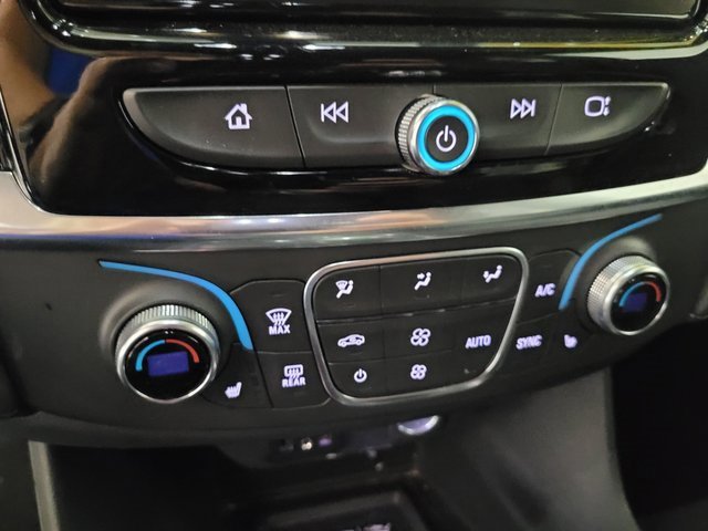 Used 2022 Chevrolet Traverse LT image 35