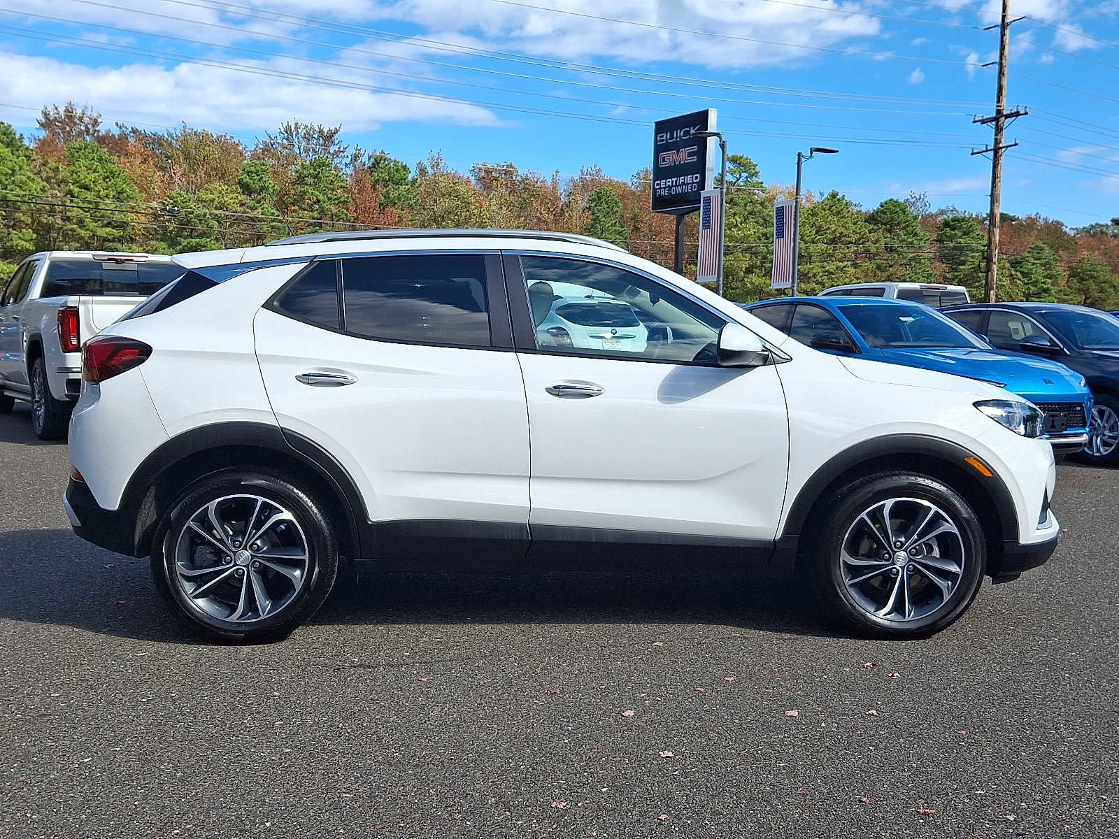 Used 2023 Buick Encore GX Select image 7