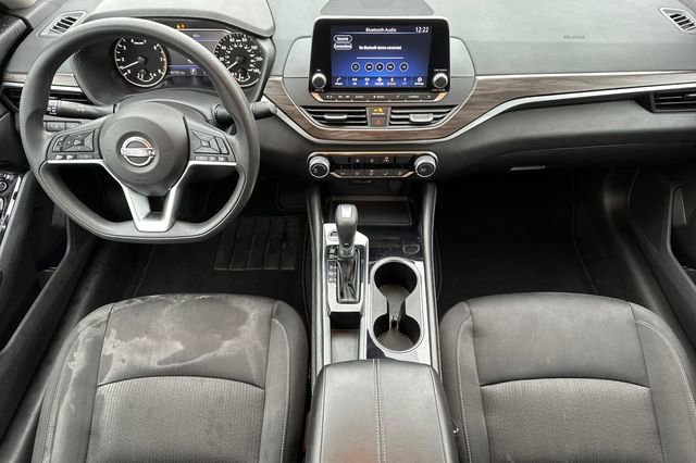 Used 2023 Nissan Altima 2.5 SV image 14