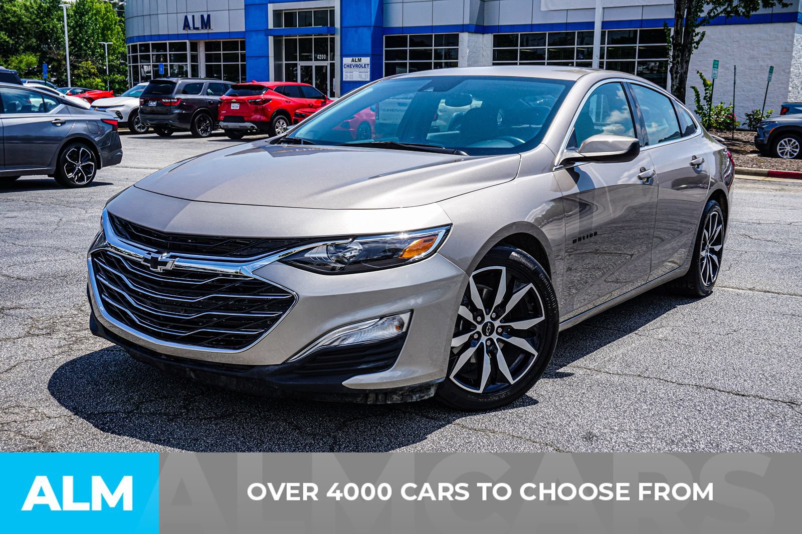 Used 2024 Chevrolet Malibu RS FWD image 2