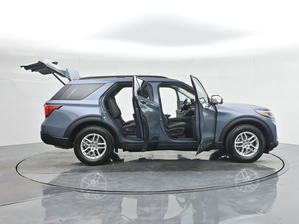 New 2025 Ford Explorer Active w/ Active Comfort Package image 4