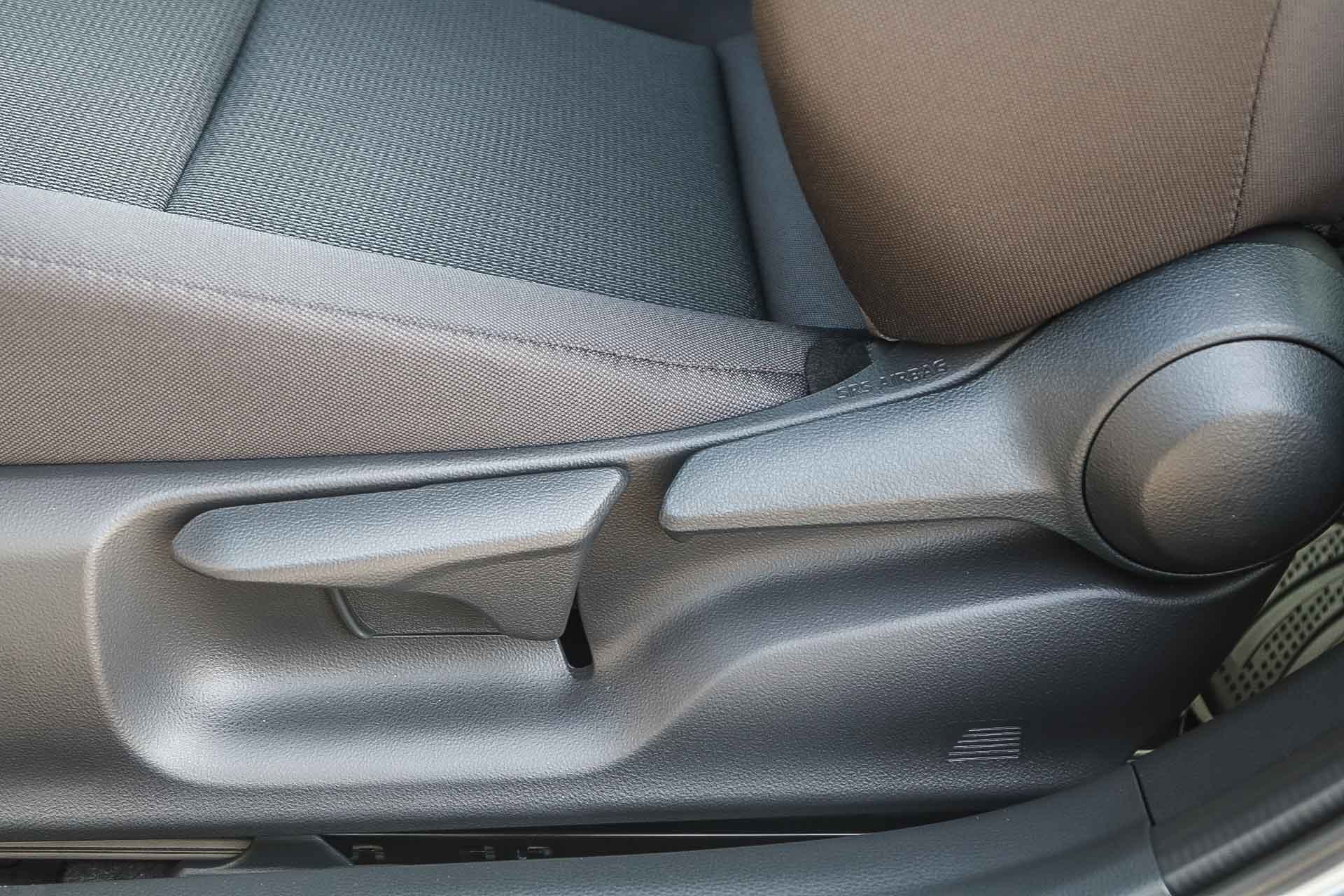 New 2026 Toyota Prius LE image 25