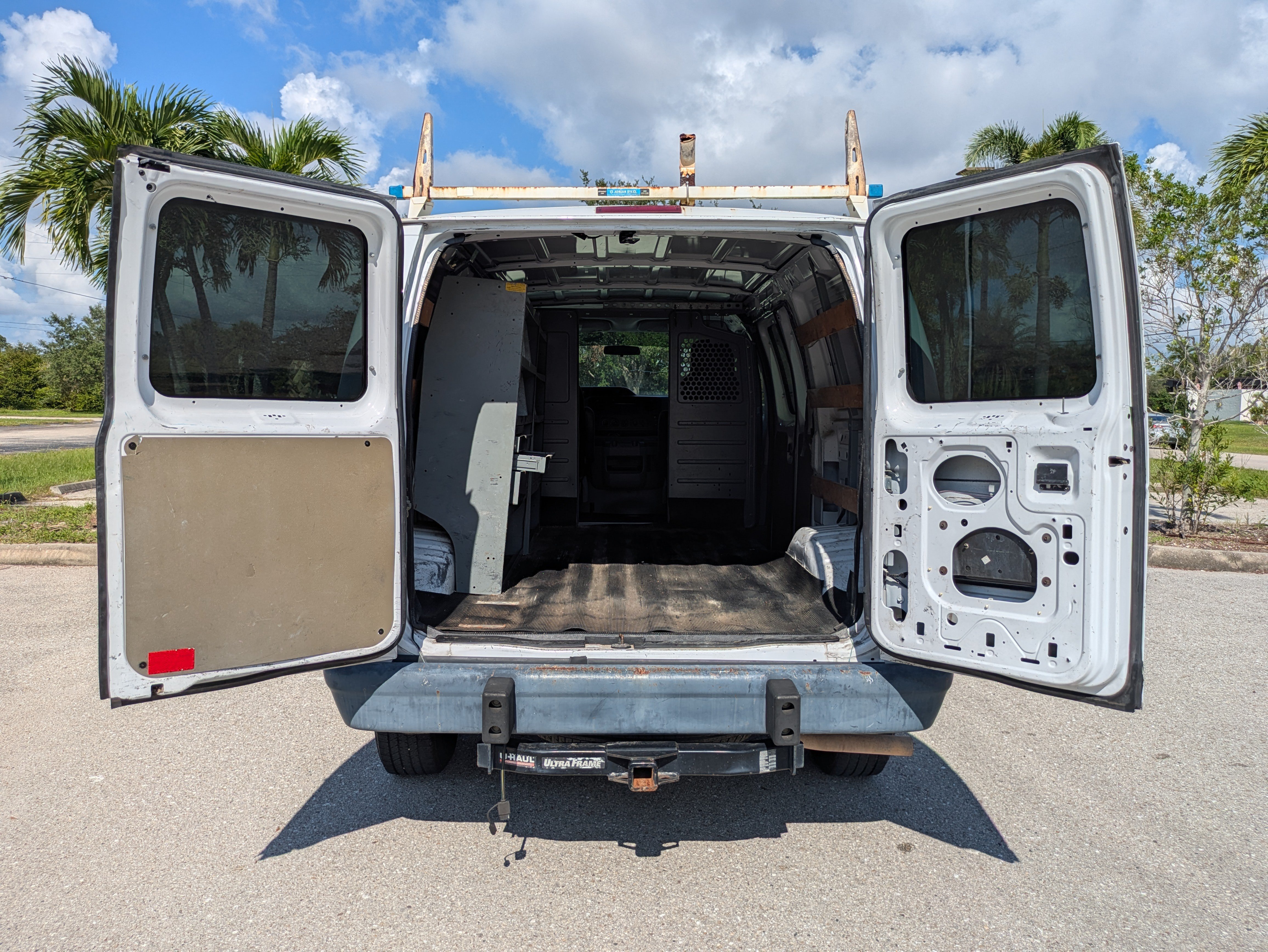 Used 2013 Ford E-250 and Econoline 250 w/ PWR Group RWD image 31