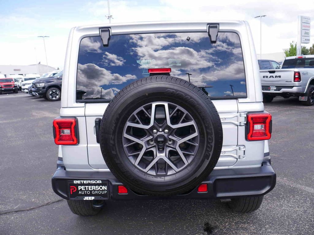 Certified 2024 Jeep Wrangler Unlimited Sahara AWD/4WD image 20