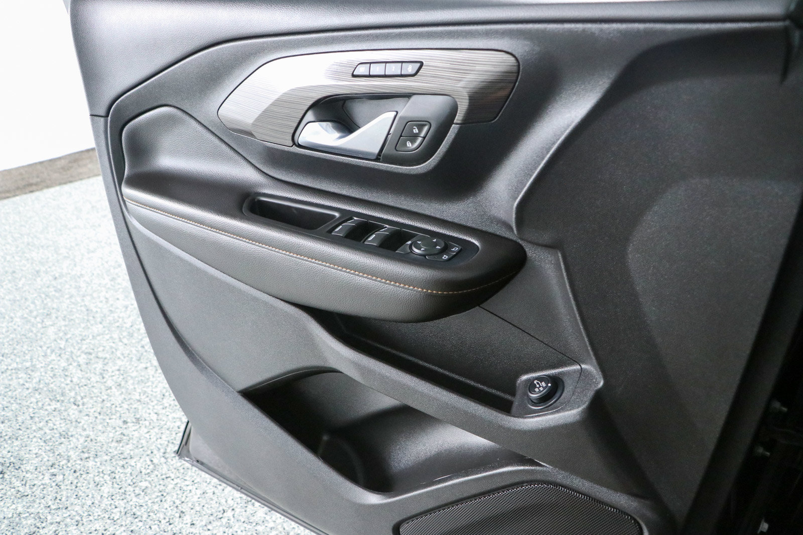Used 2020 GMC Terrain SLT w/ Preferred Package FWD image 23