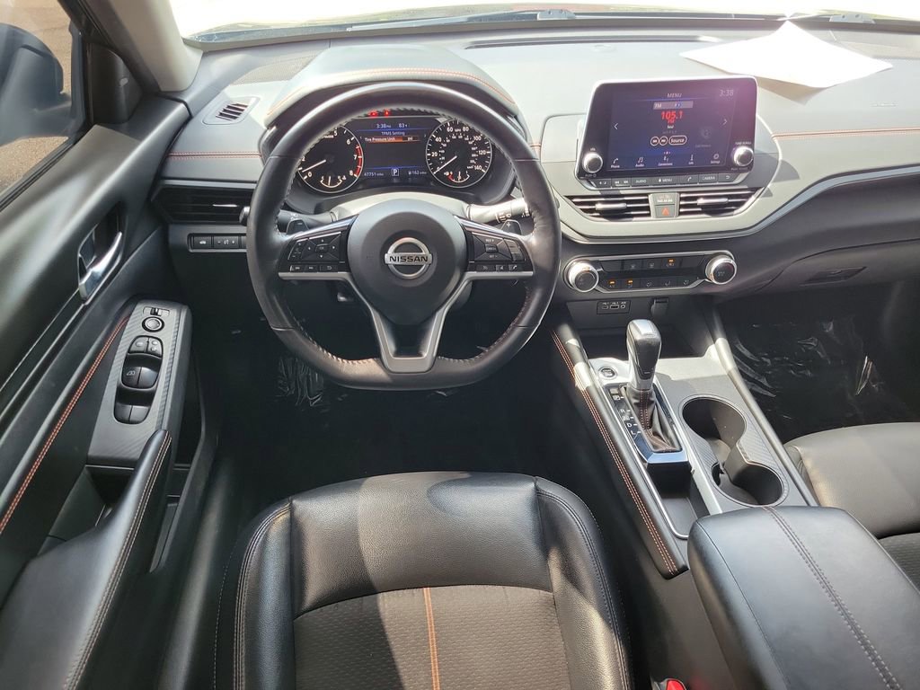Used 2021 Nissan Altima 2.5 SR FWD image 15