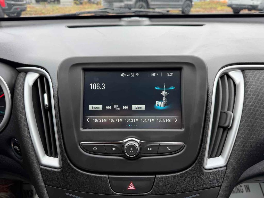 Used 2018 Chevrolet Malibu LS image 26