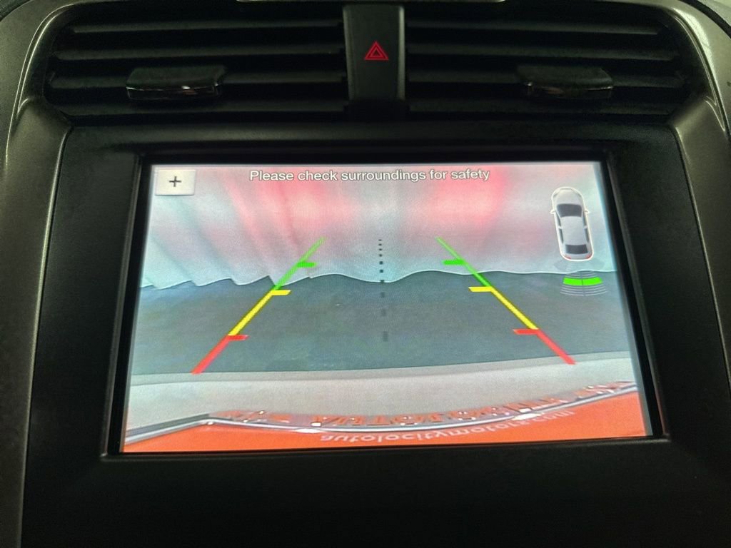 Used 2017 Ford Fusion SE w/ Fusion SE Technology Package image 27