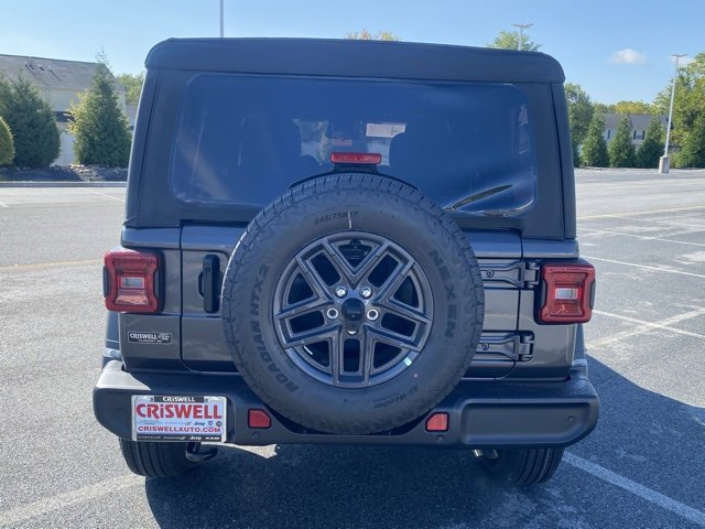 New 2025 Jeep Wrangler Sport S image 6