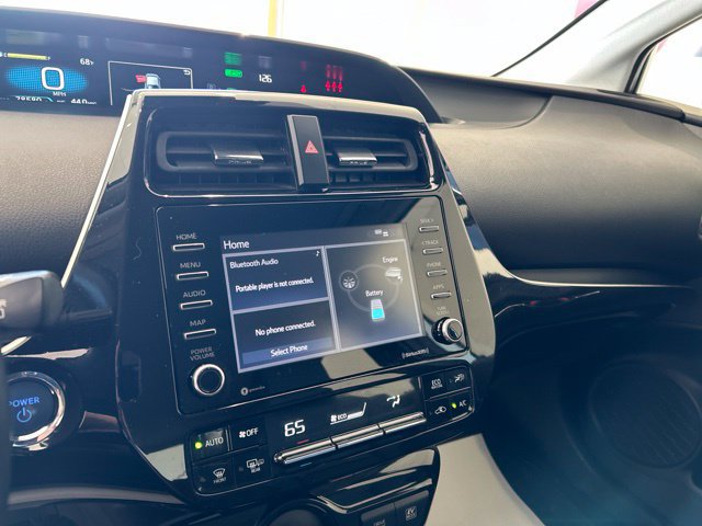Used 2022 Toyota Prius XLE AWD/4WD image 16