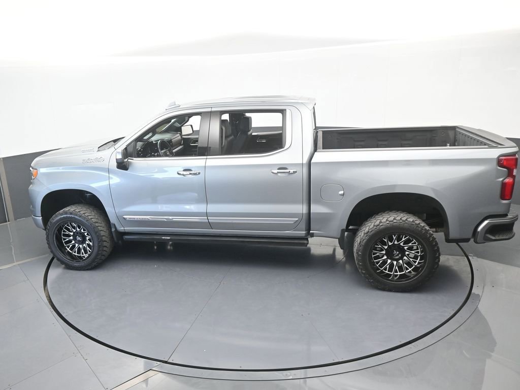 Used 2023 Chevrolet Silverado 1500 High Country w/ Technology Package image 63